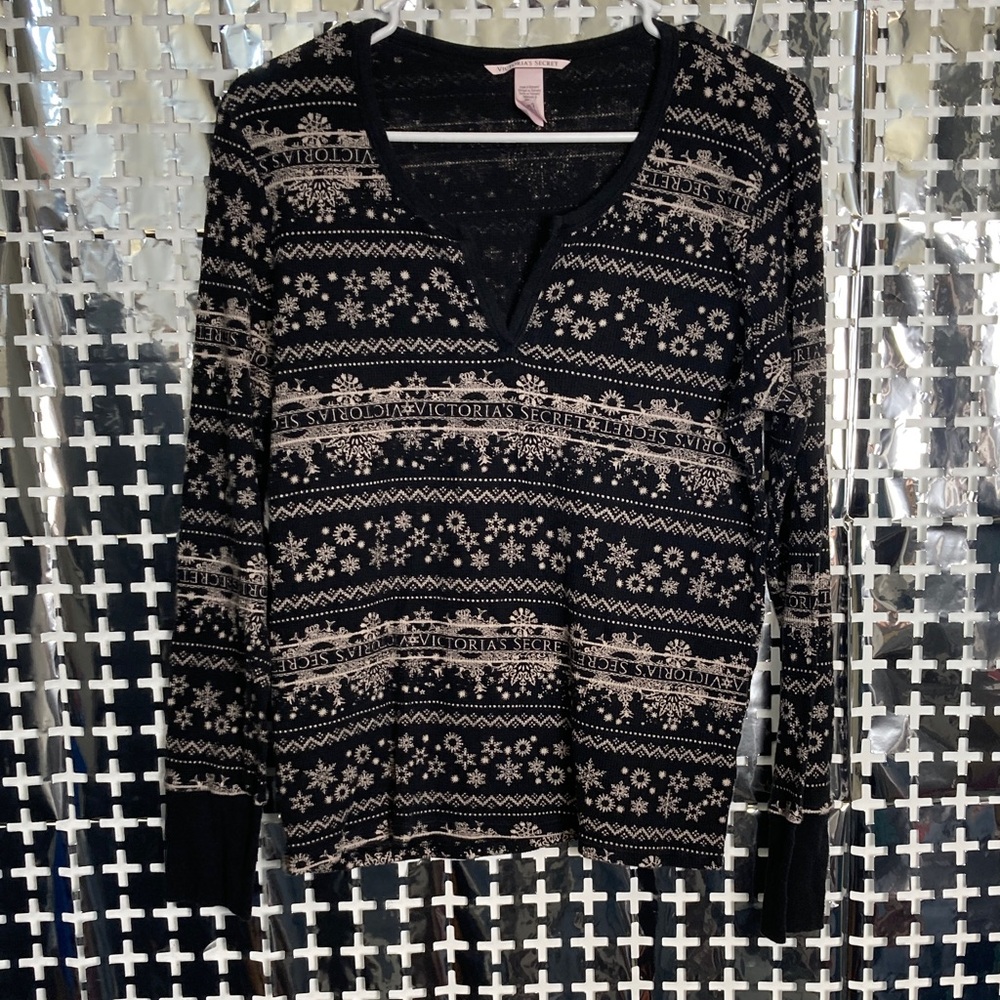 Victoria's Secret Black and Cream Fair Isle Long Sleeve Tee